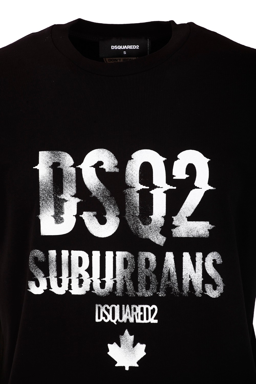 shop DSQUARED2 Saldi T-shirt: DSQUARED2 t-shirt in cotone.
Girocollo.
Maniche corte.
Stampa lettering sul fronte.
Composizione: 100% Cotone.
Fabbricato in Portogallo.. S74GD1219 D20014-900 number 5943614